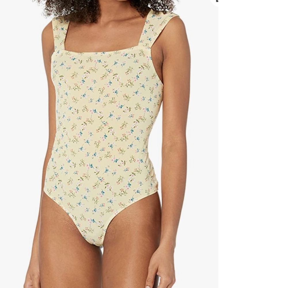 BCBG Generation Flower Yellow Bodysuit - Picture 2 of 9